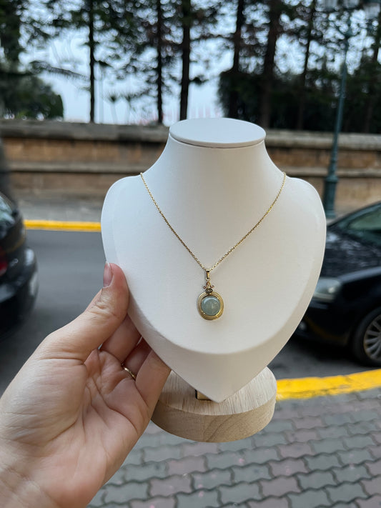 Collier Médaillon Royal – Élégance Intemporelle 👑