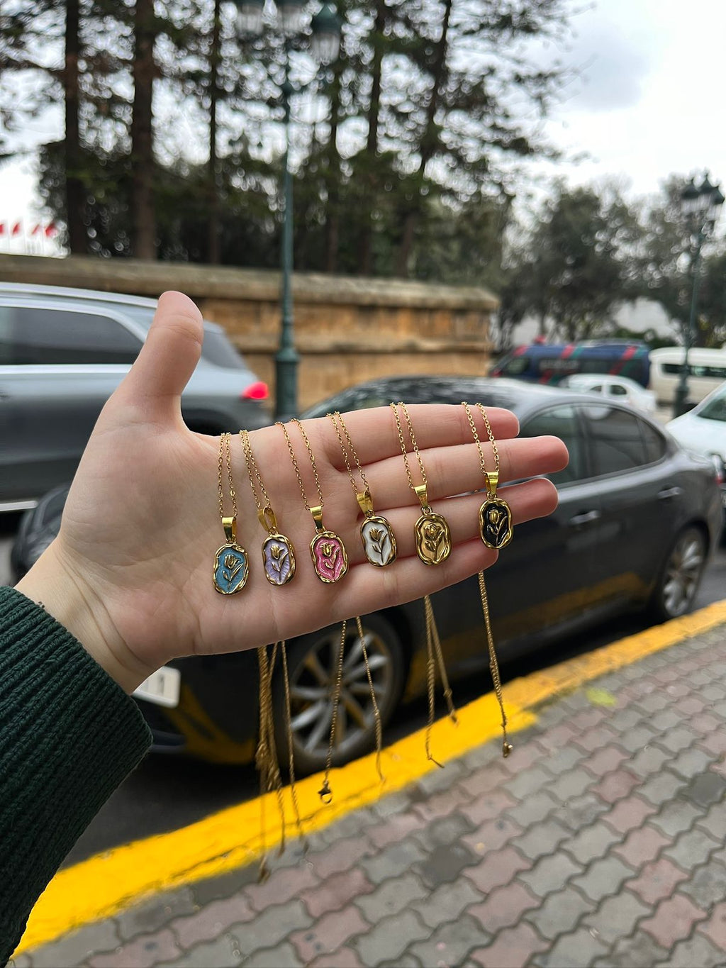 Collier floral en acier inoxydable – Création Benmoussa